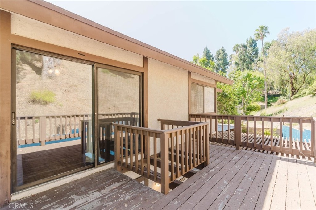 1063 Corbett Lane