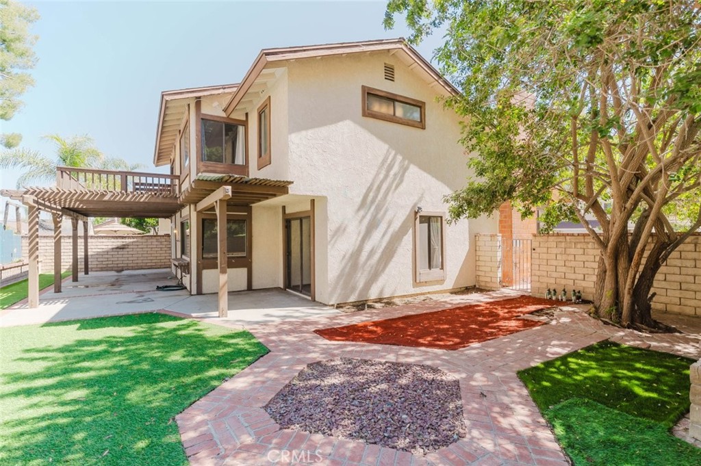 1063 Corbett Lane