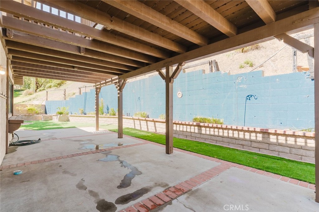 1063 Corbett Lane