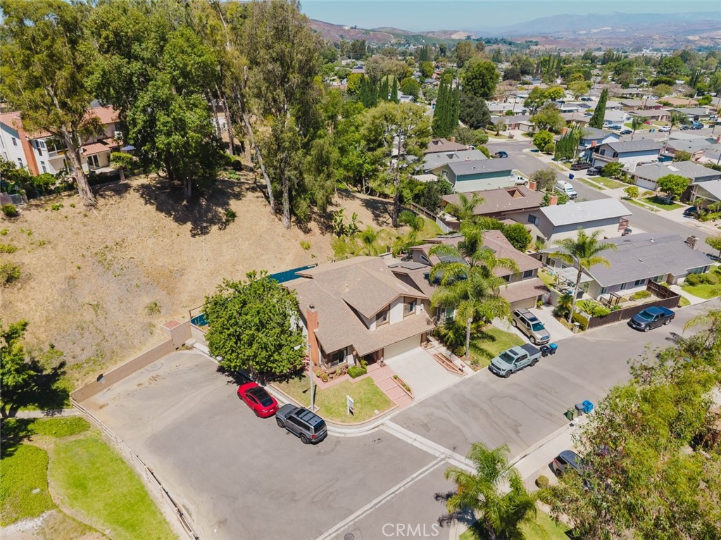 1063 Corbett Lane