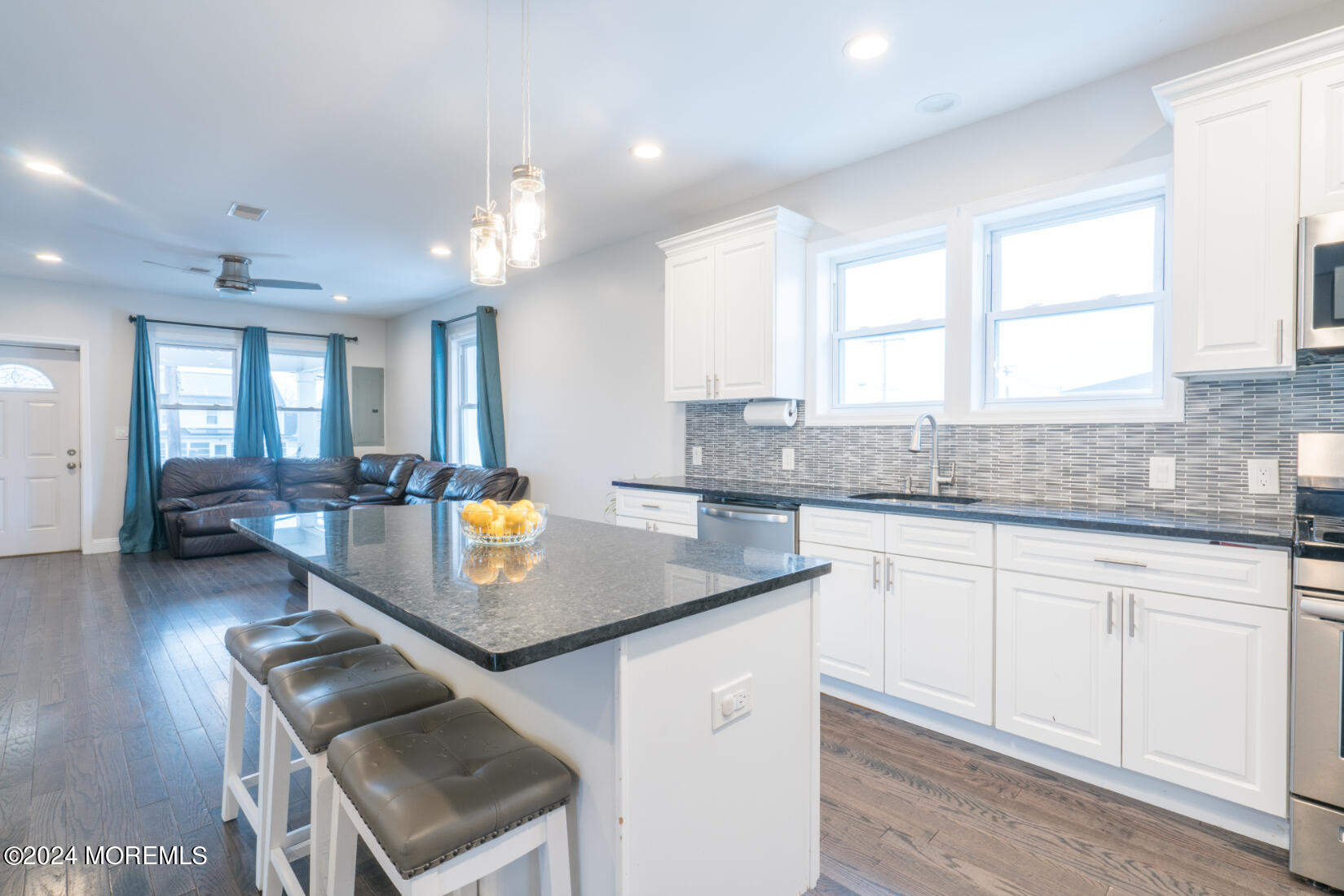 27 Macarthur Avenue