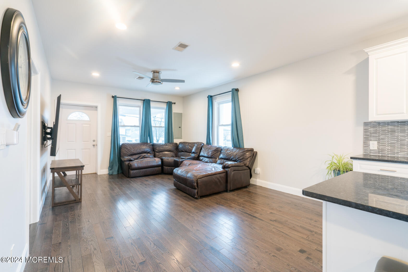 27 Macarthur Avenue