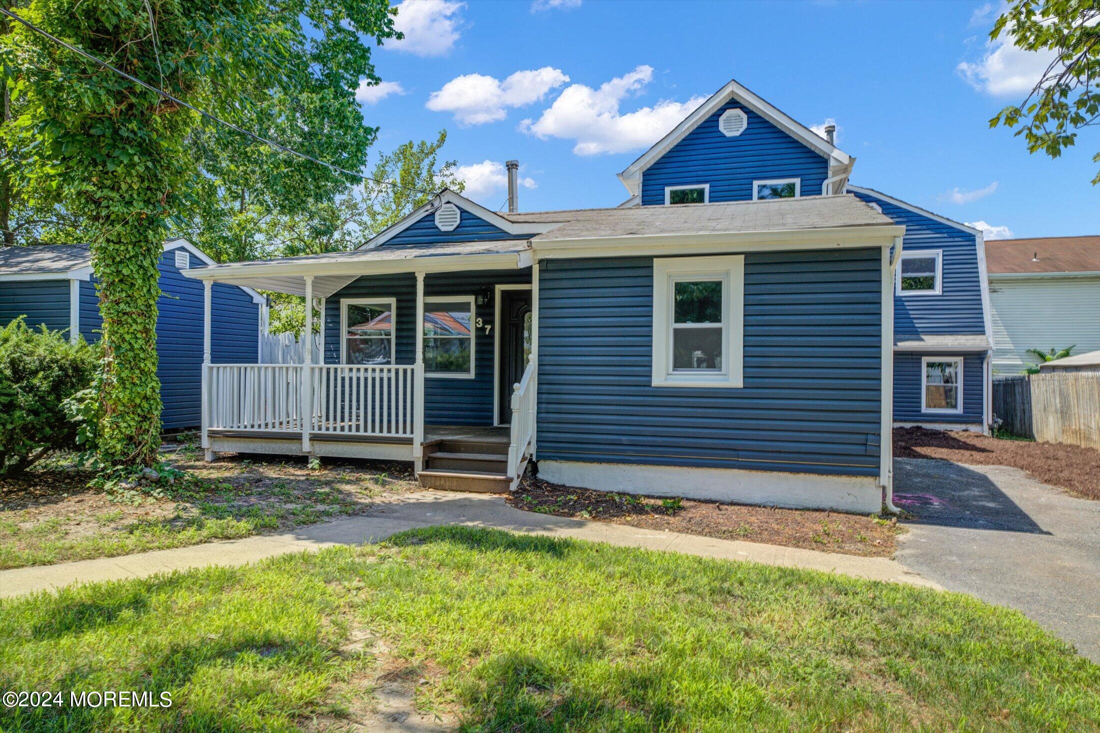 37 Grace Avenue