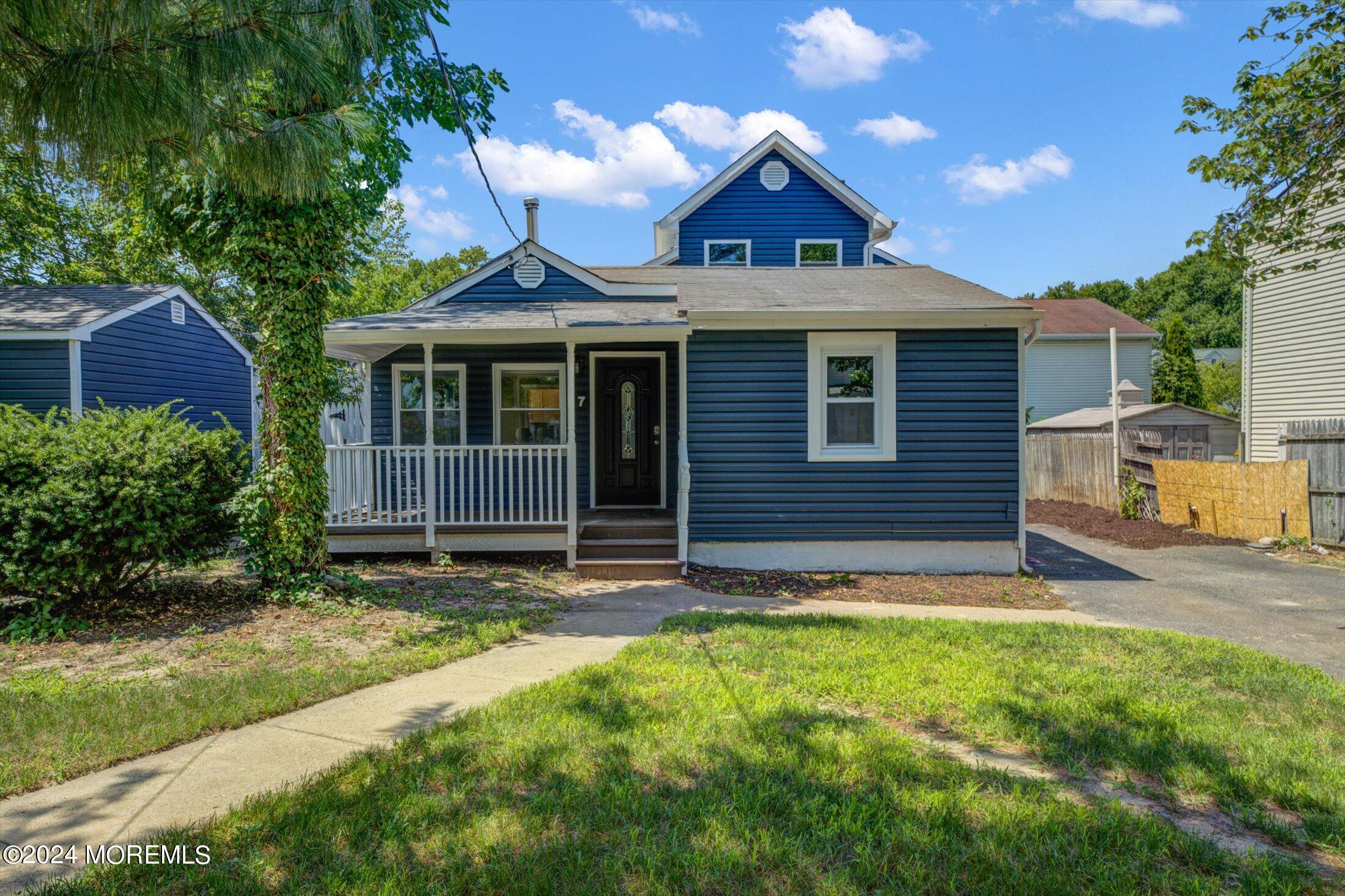 37 Grace Avenue