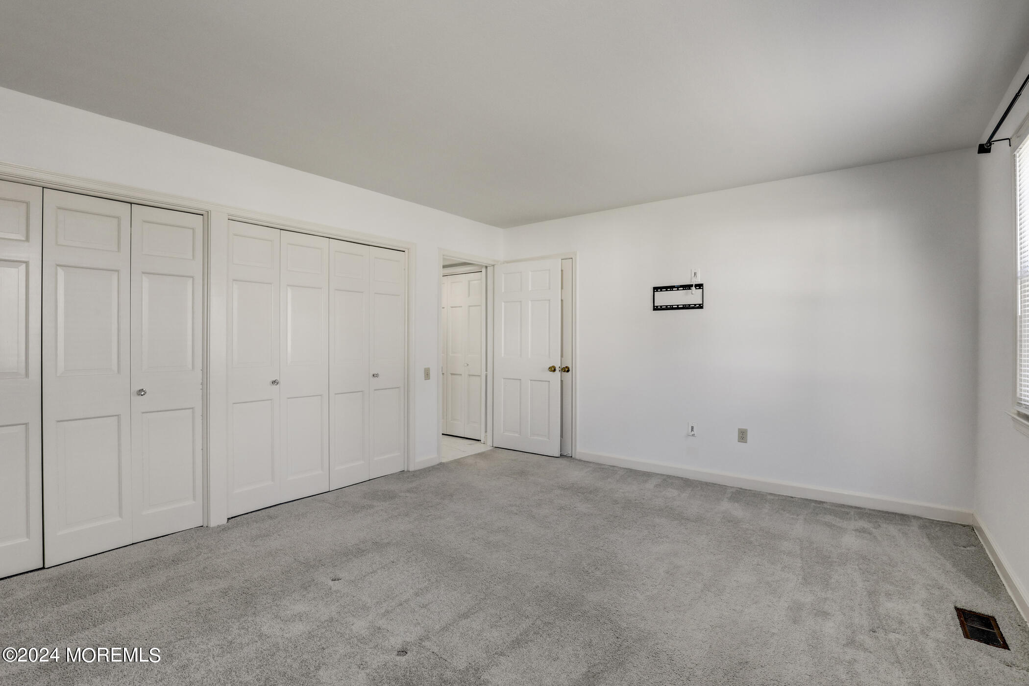 36 Concord Lane, A