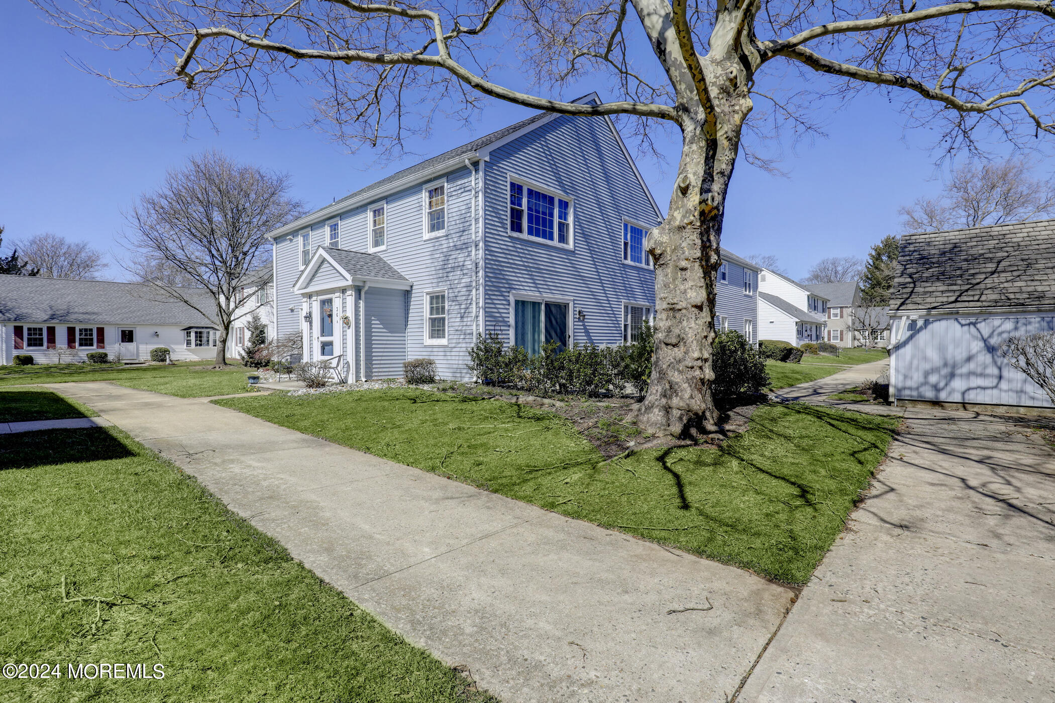 36 Concord Lane, A