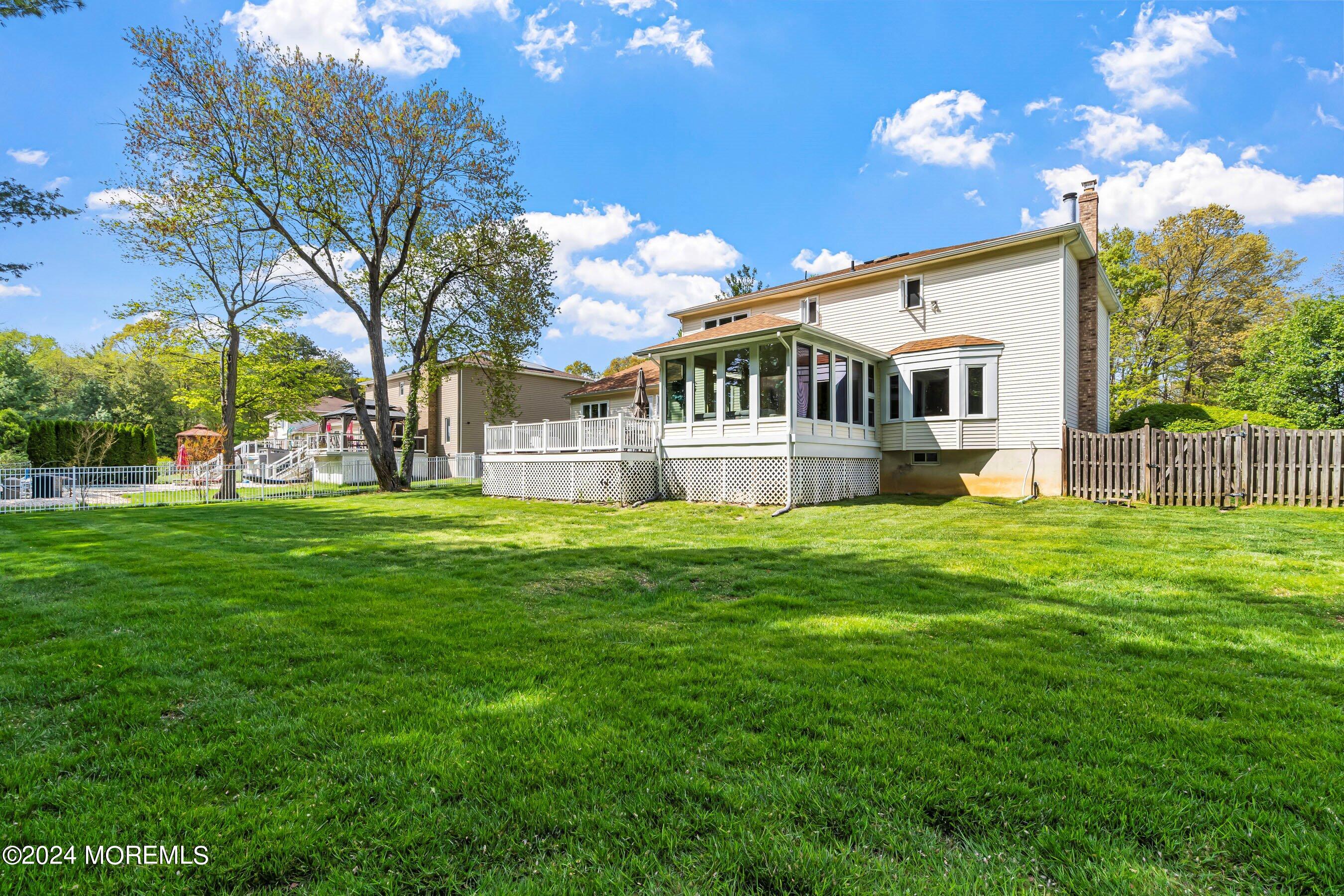 24 Eastwood Boulevard