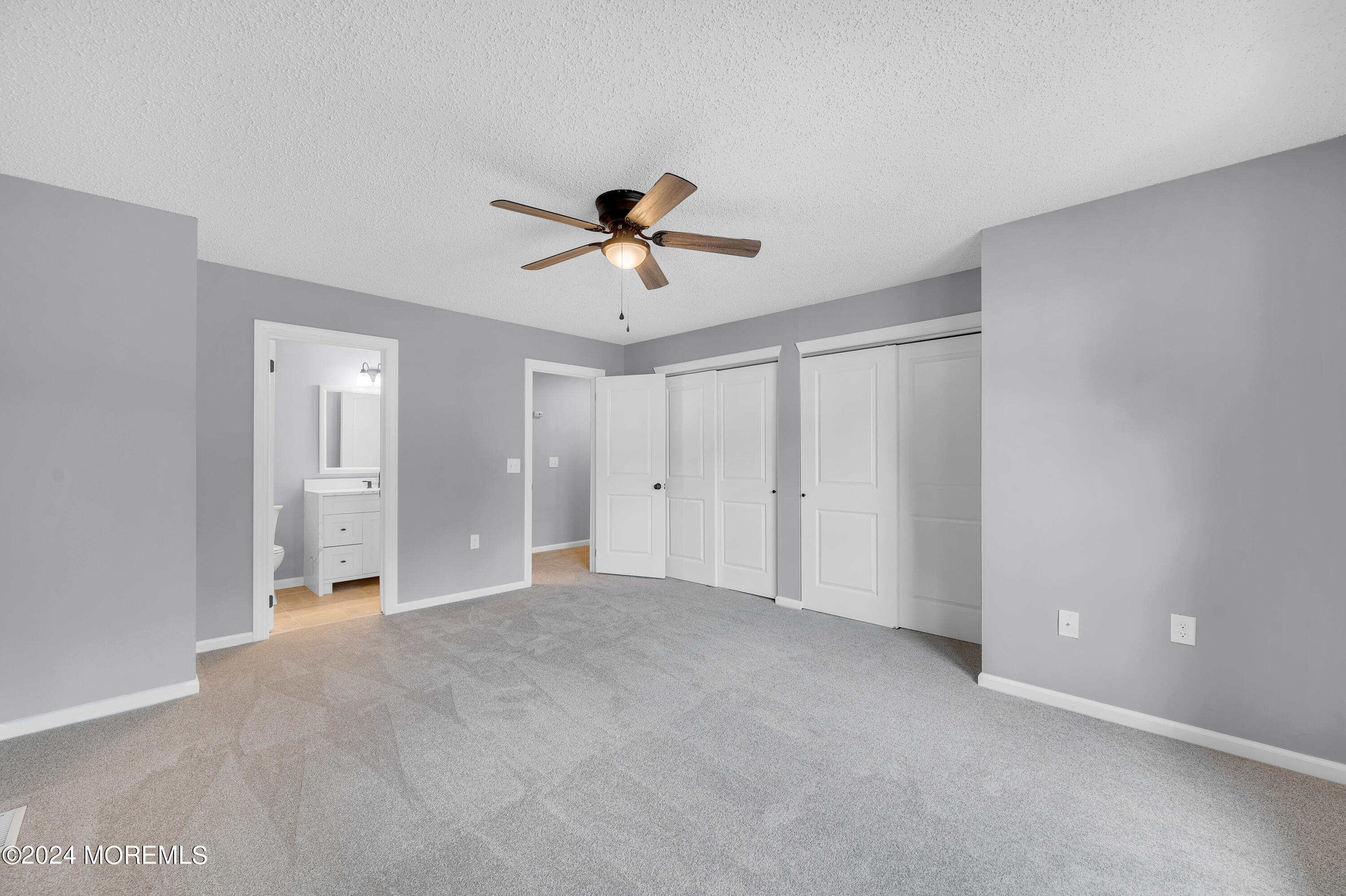 91 Whispering Oaks Way