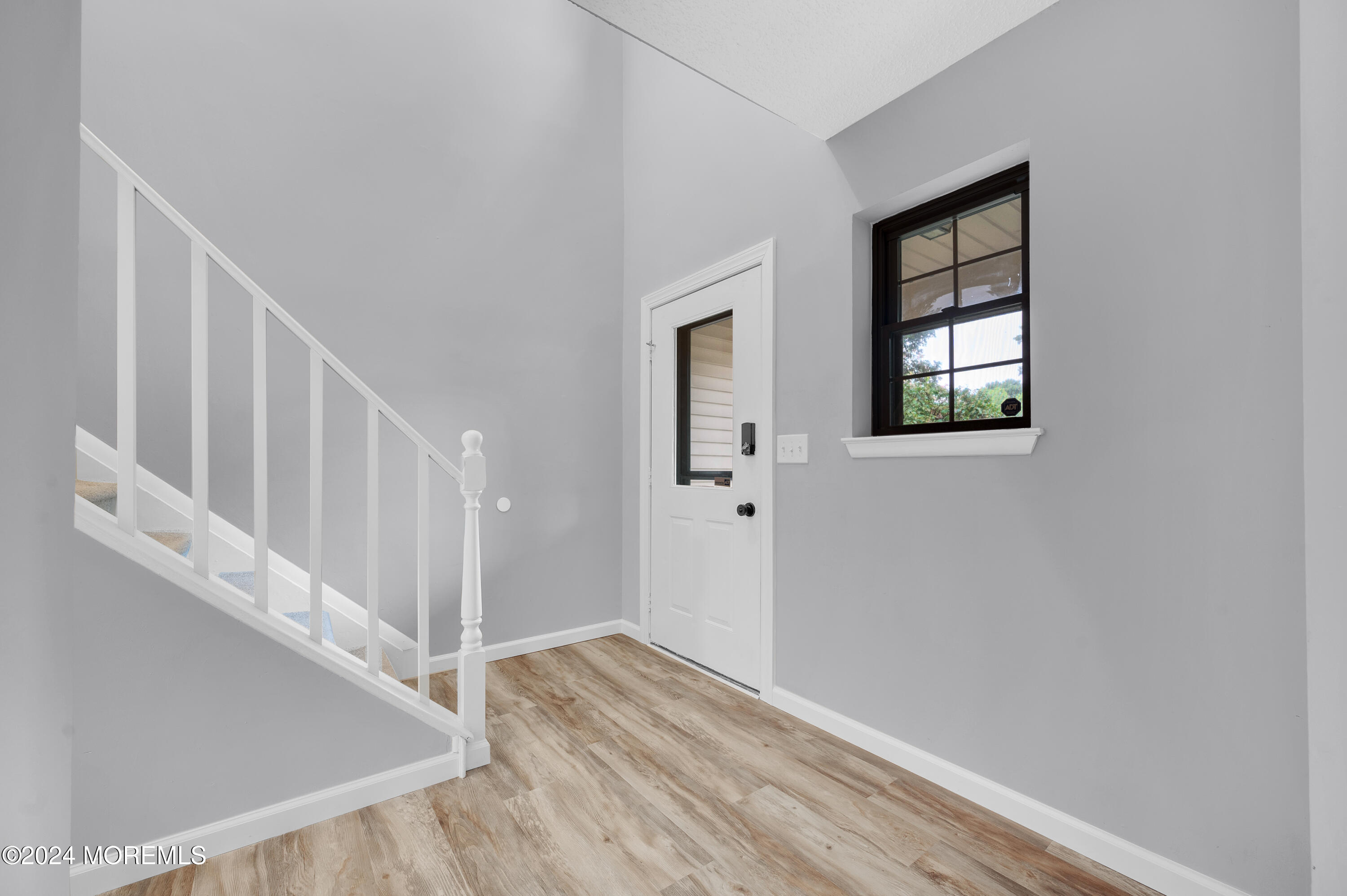 91 Whispering Oaks Way