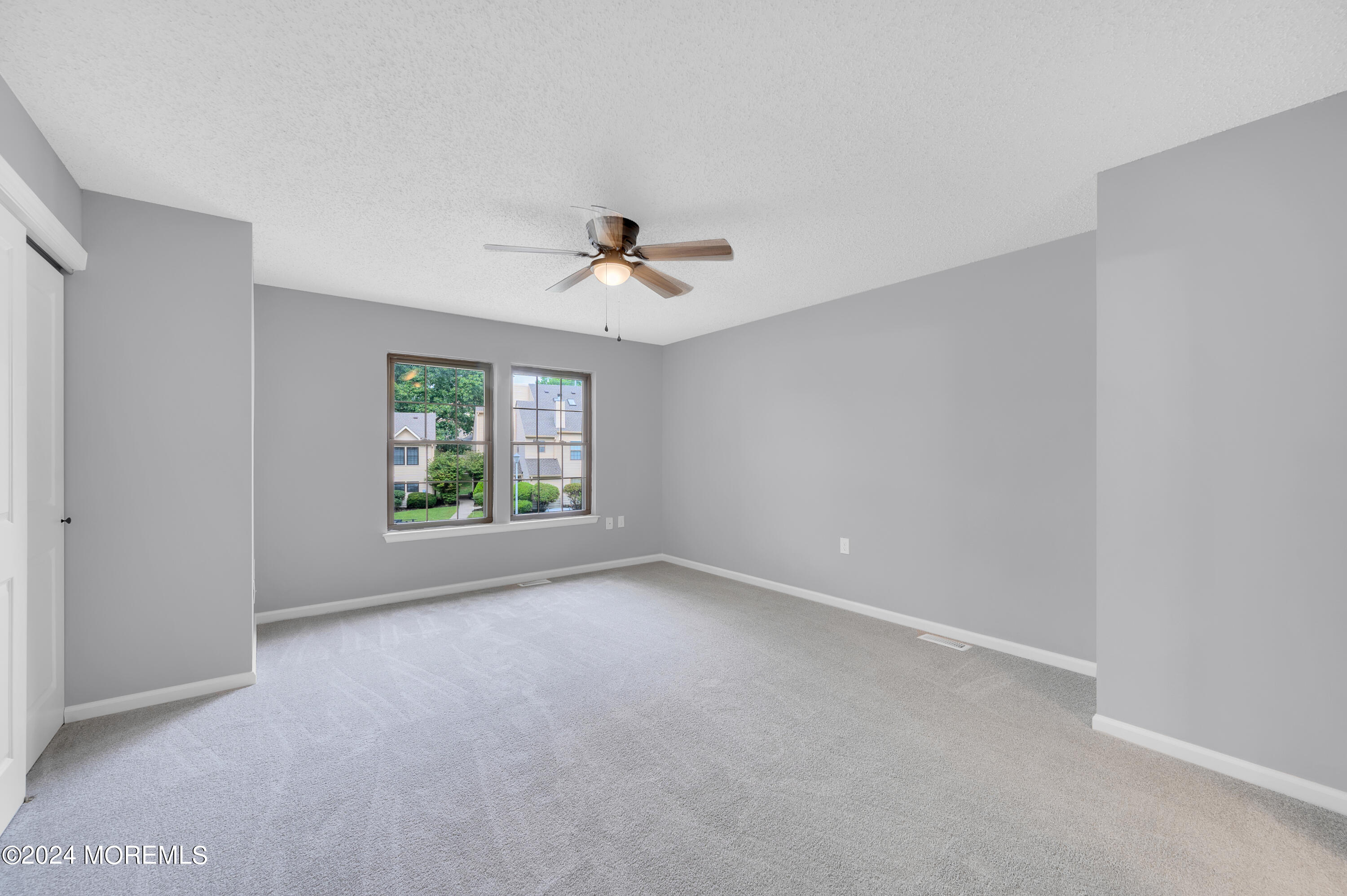 91 Whispering Oaks Way