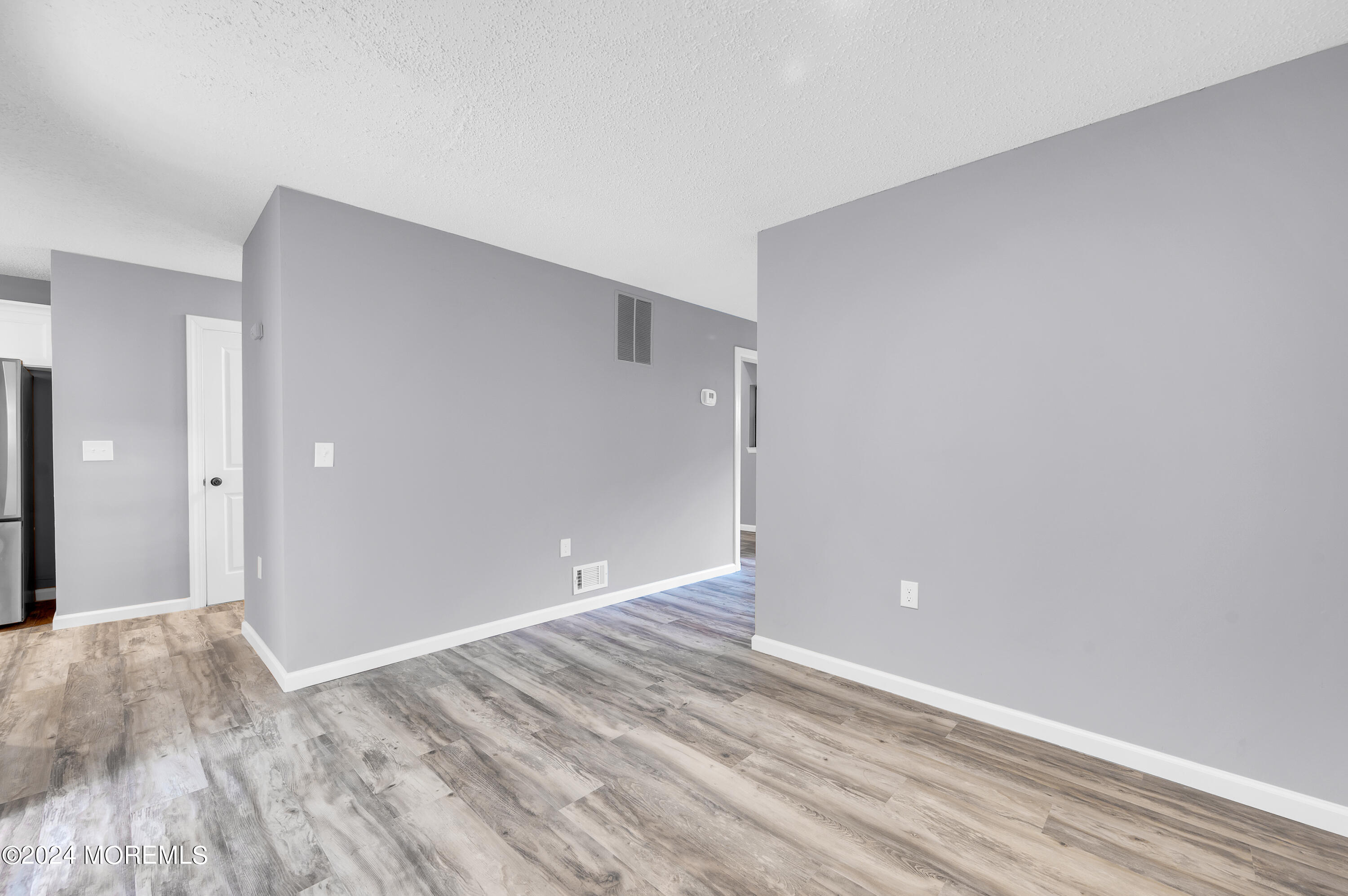 91 Whispering Oaks Way