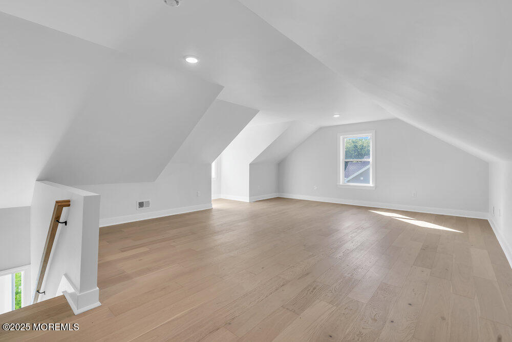 860 Woodbury Drive