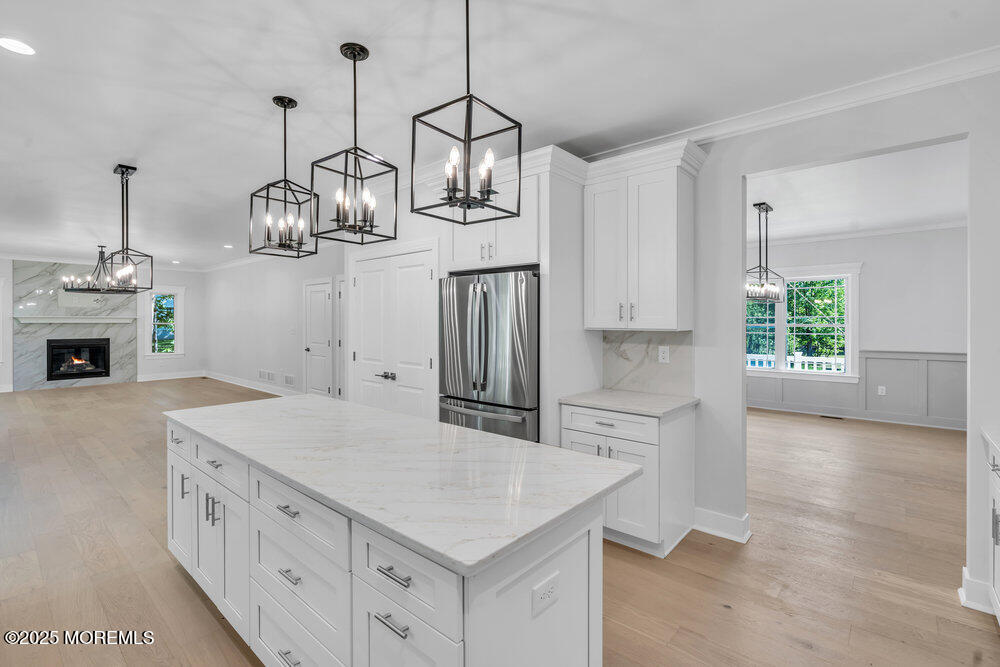 860 Woodbury Drive