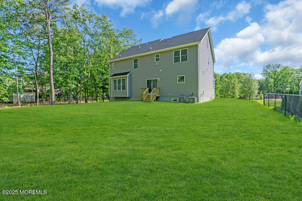 860 Woodbury Drive
