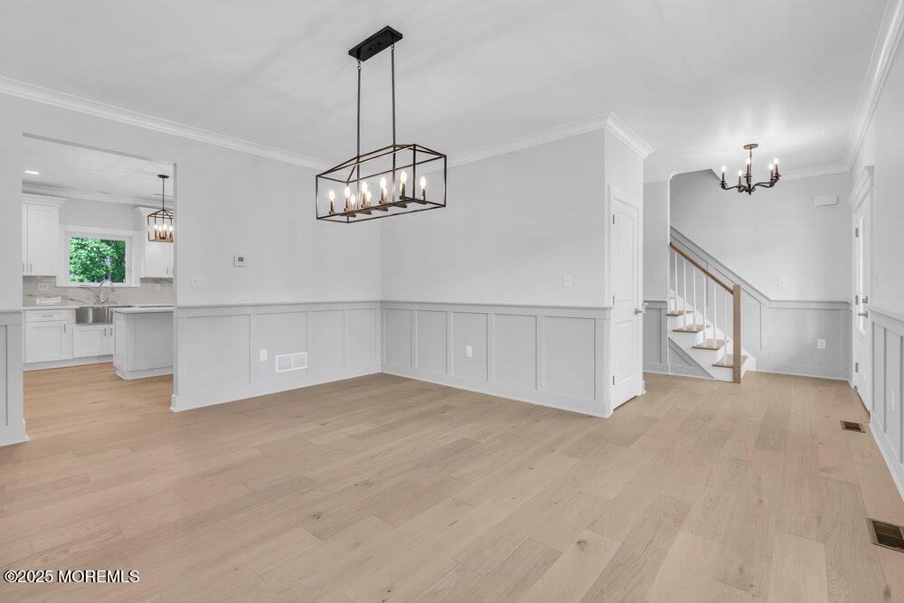 860 Woodbury Drive