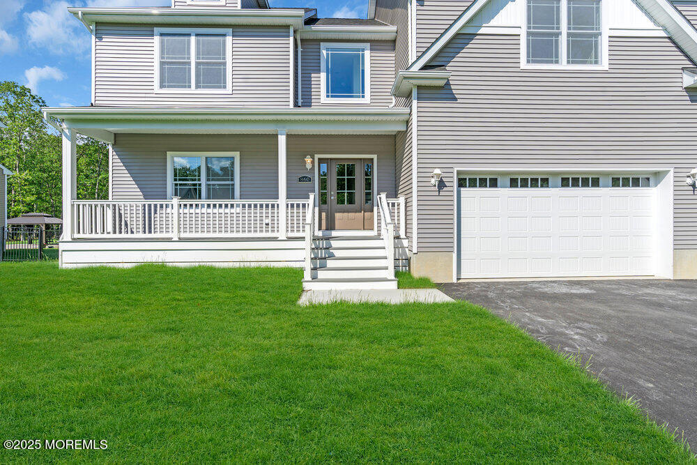 860 Woodbury Drive