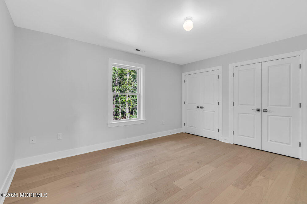 860 Woodbury Drive
