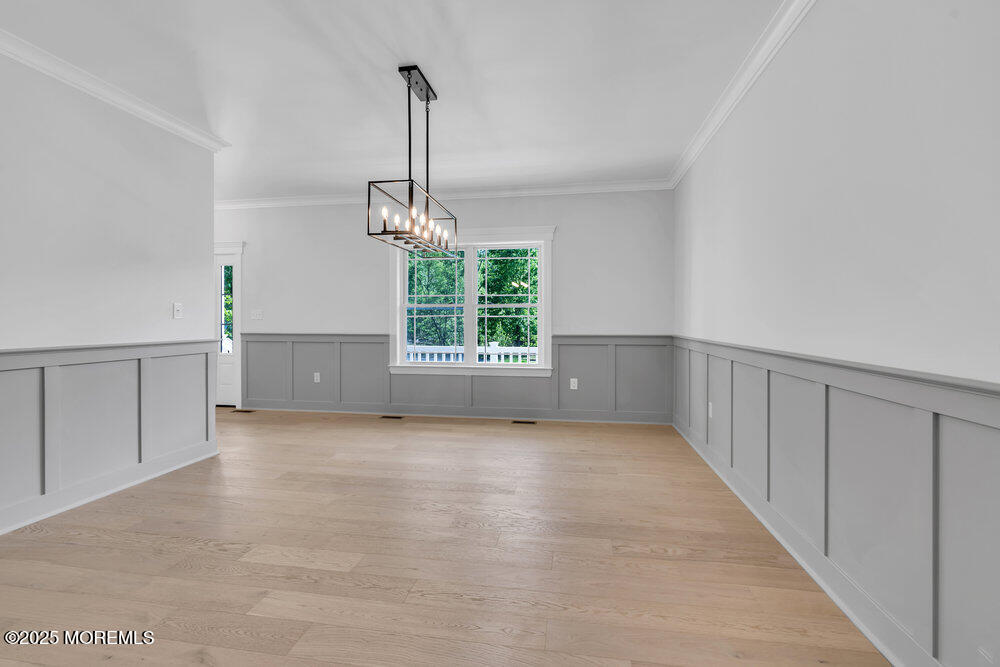 860 Woodbury Drive