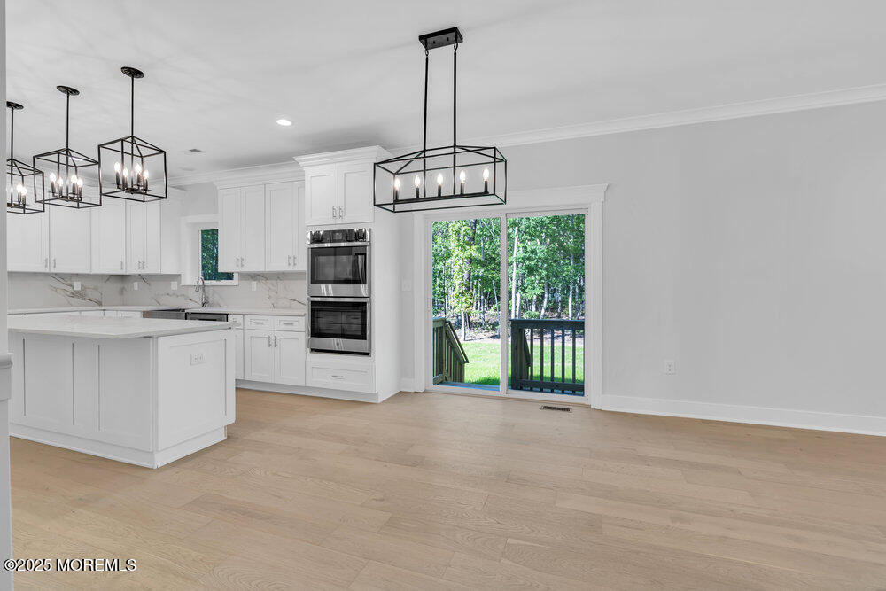 860 Woodbury Drive