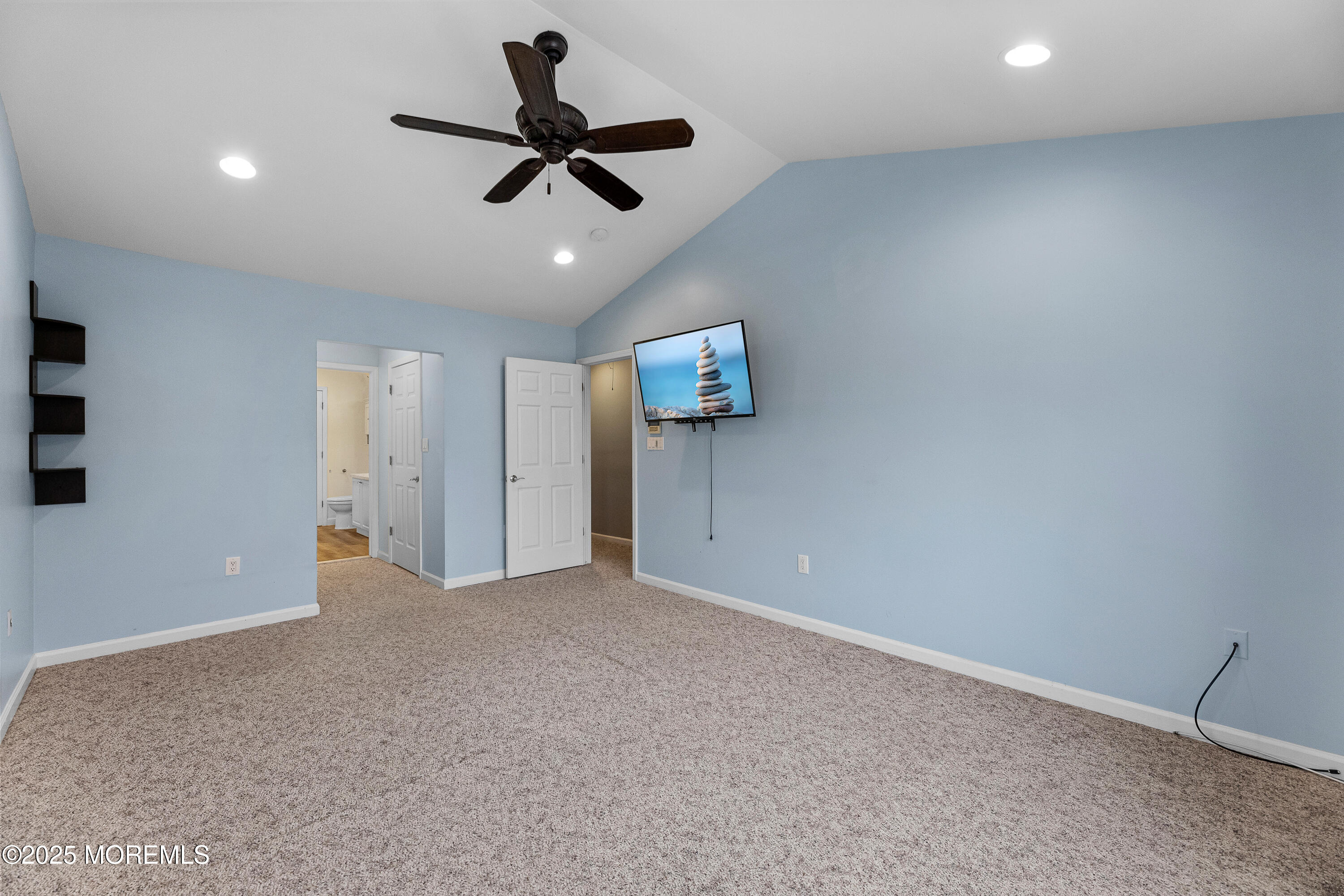 33 Whitemarsh Drive