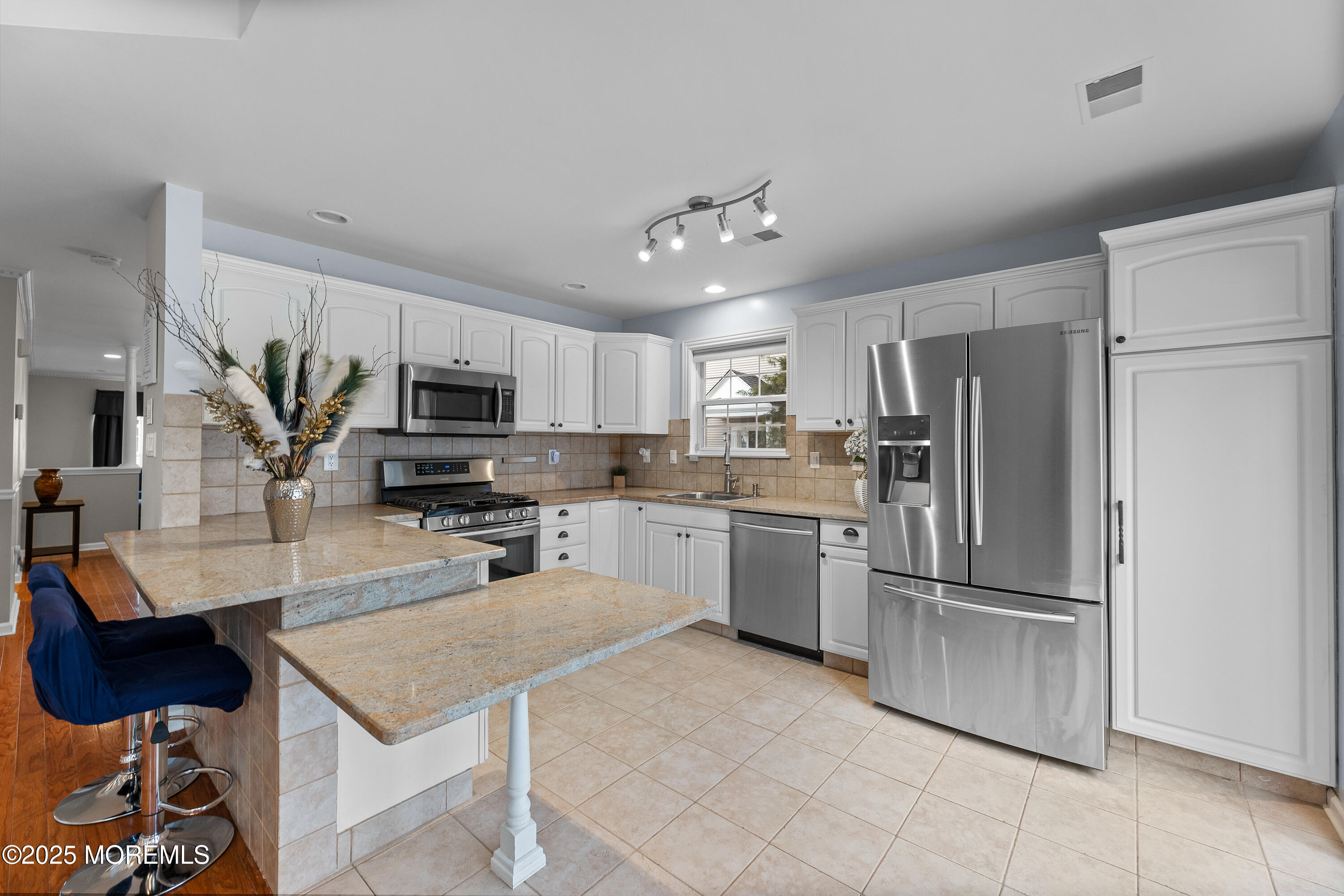 33 Whitemarsh Drive