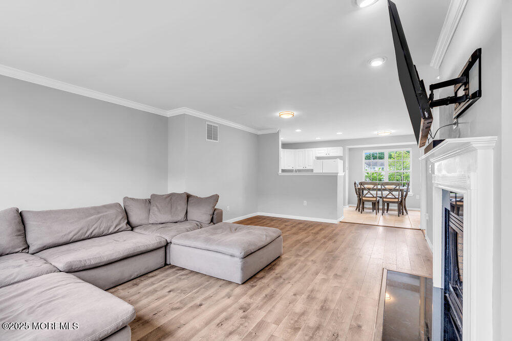 3 Kuczynski Drive, 944