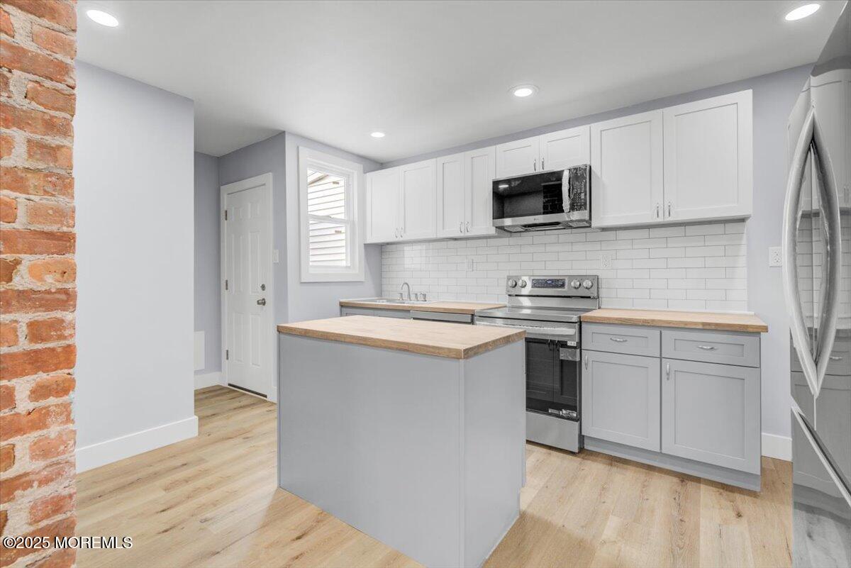1709 48th Street