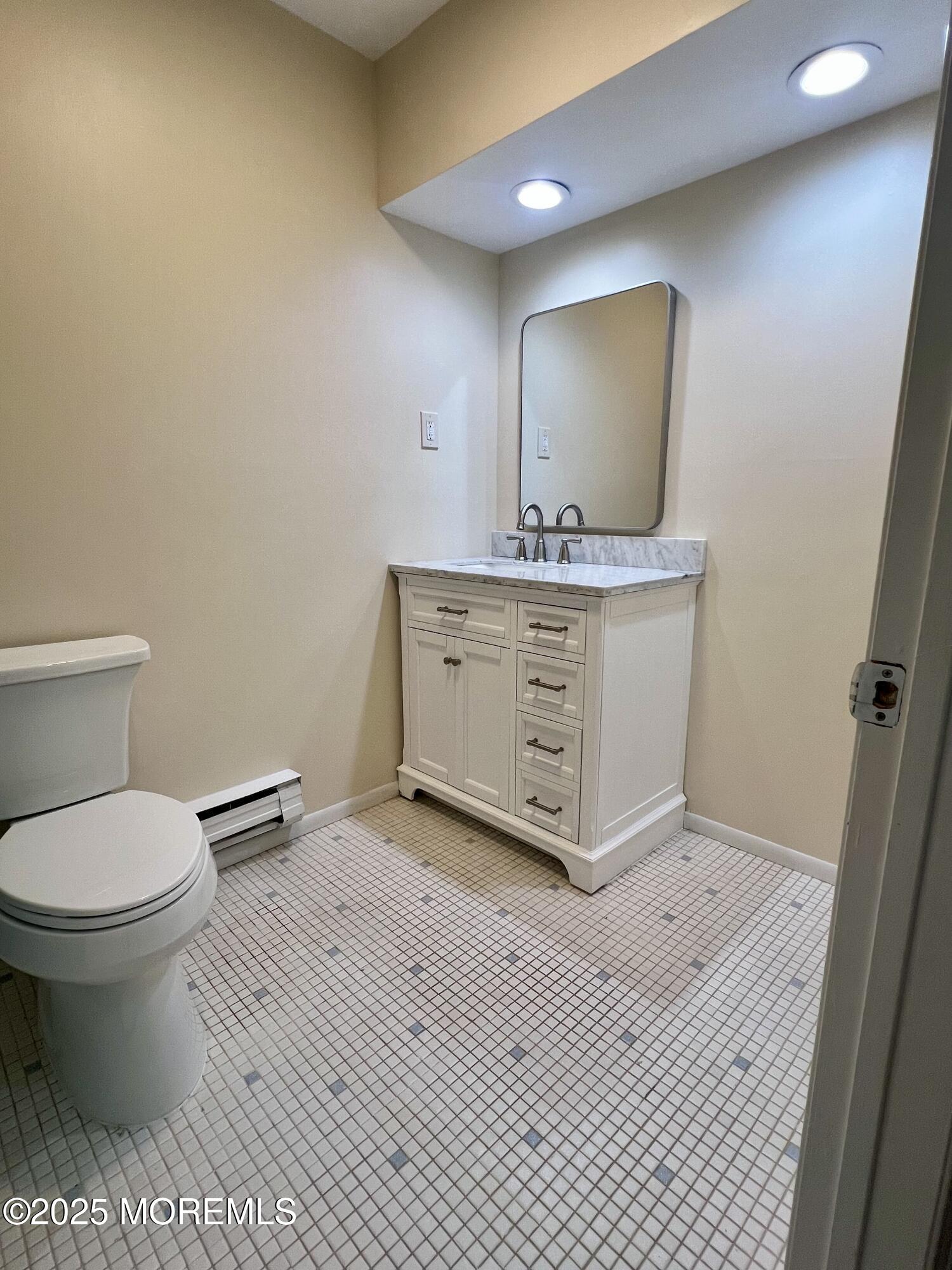 65 Overlook Way, E