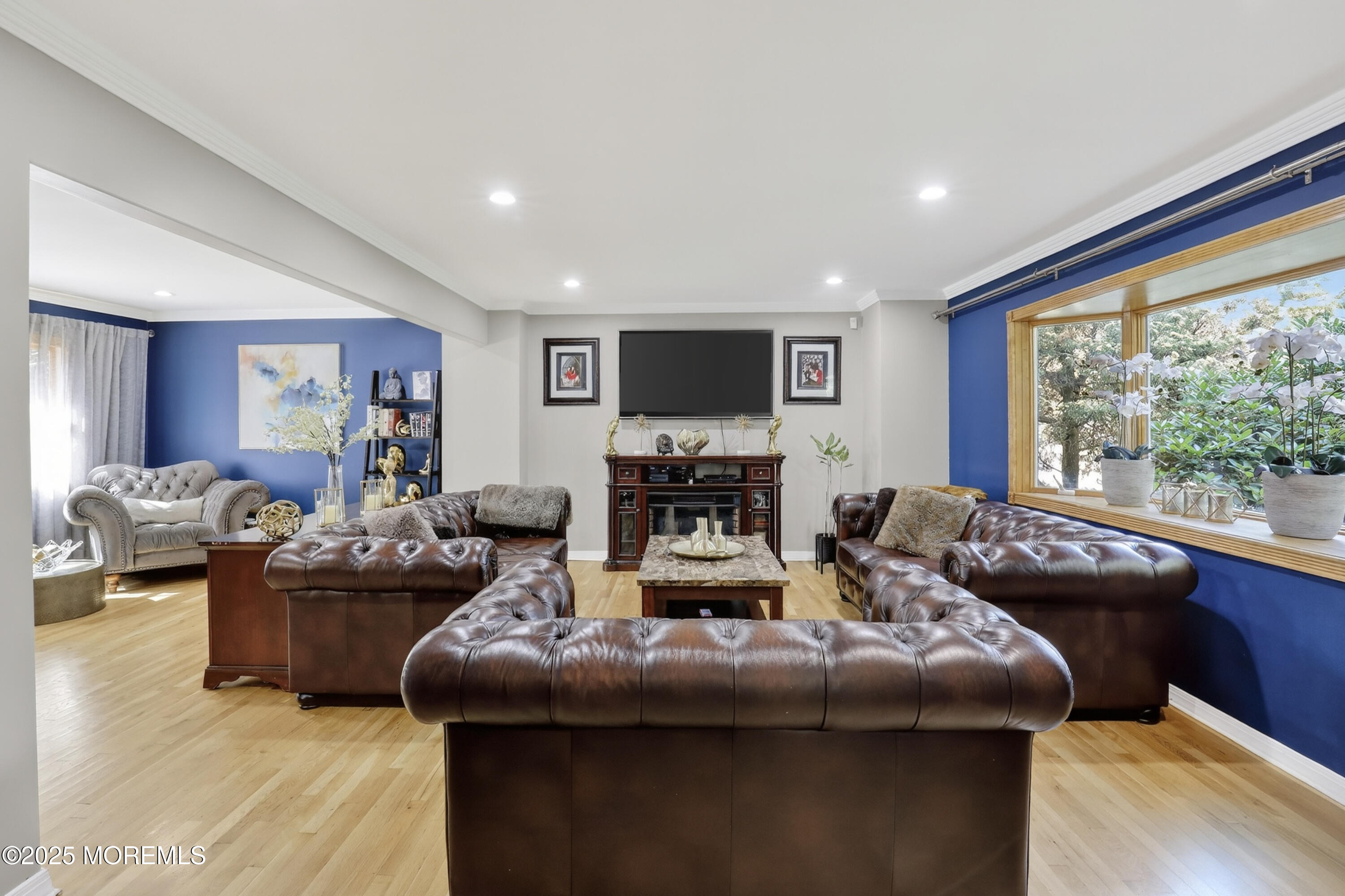 8 Kensington Drive