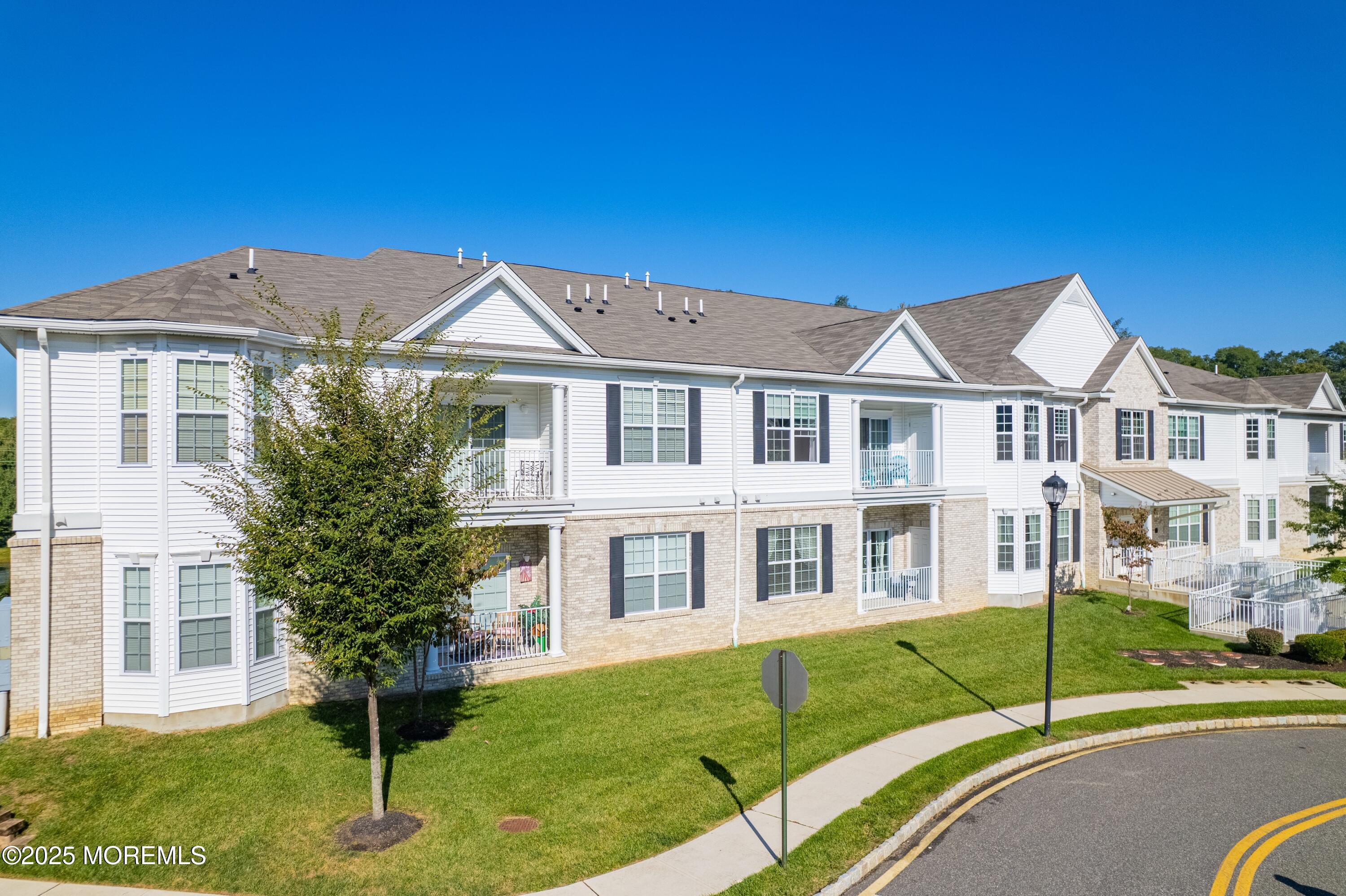 115 Canterbury Lane