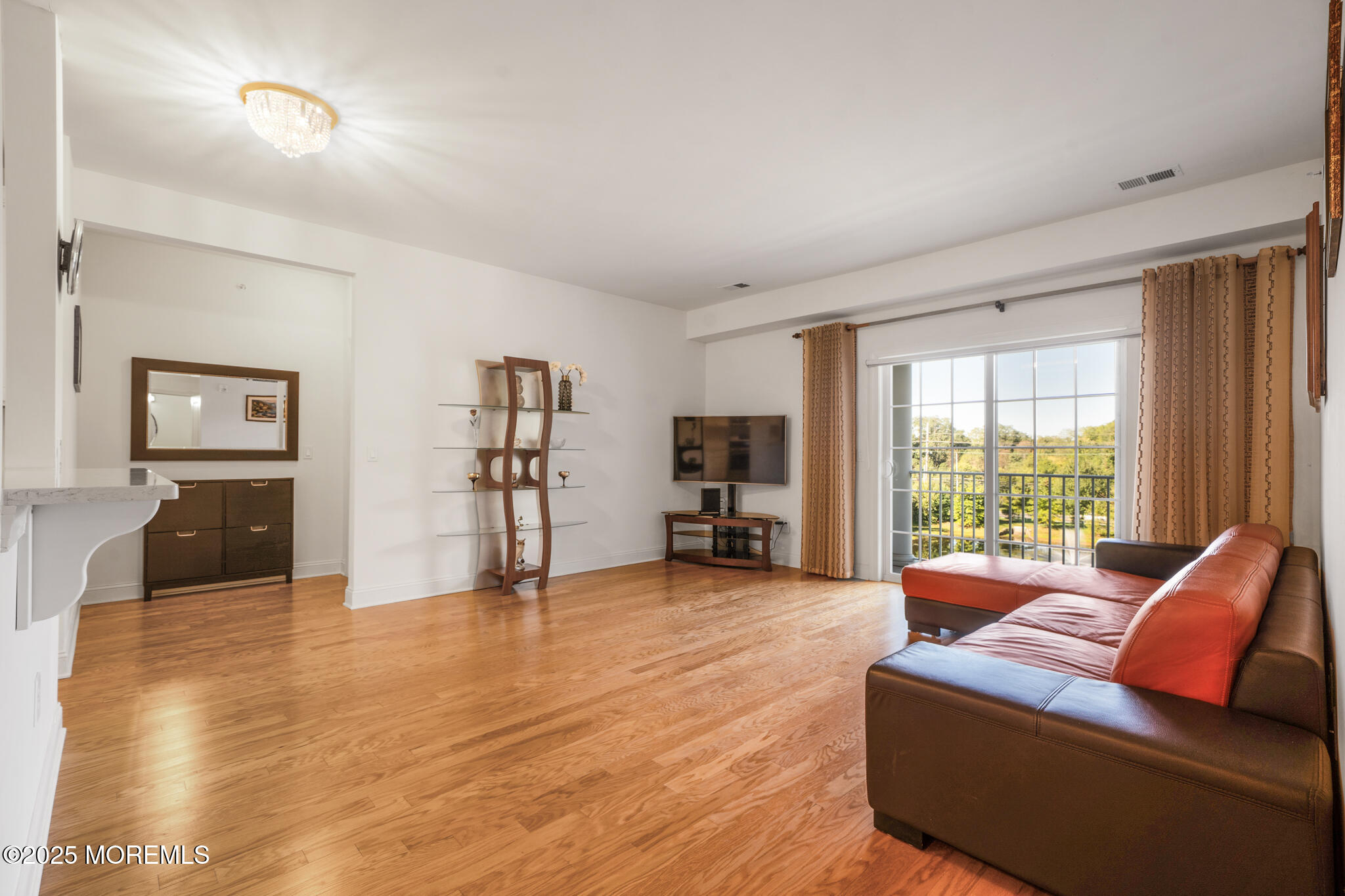 115 Canterbury Lane