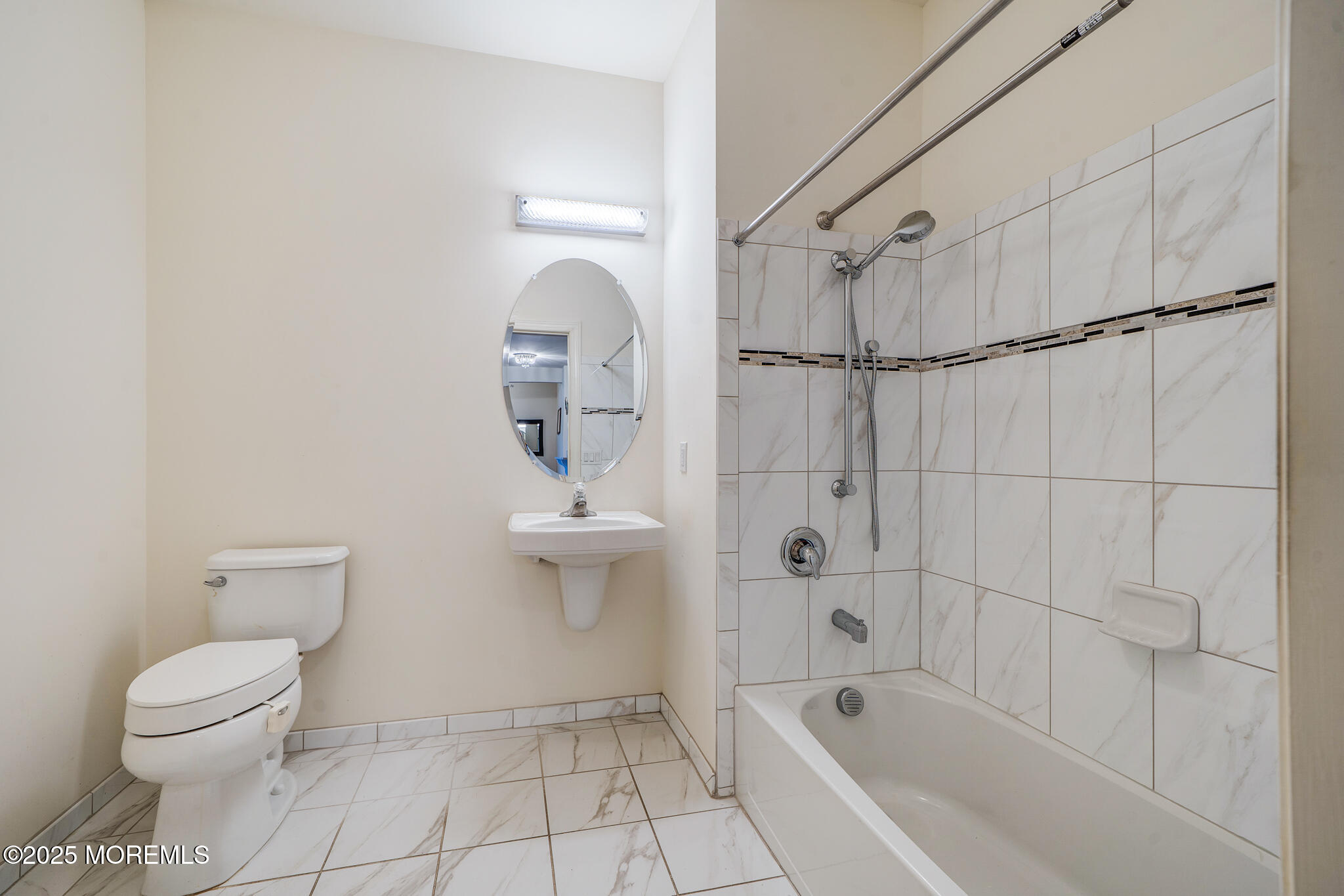 115 Canterbury Lane