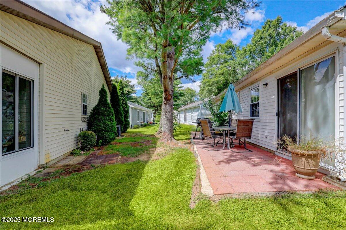 5 Jaffreyton Close