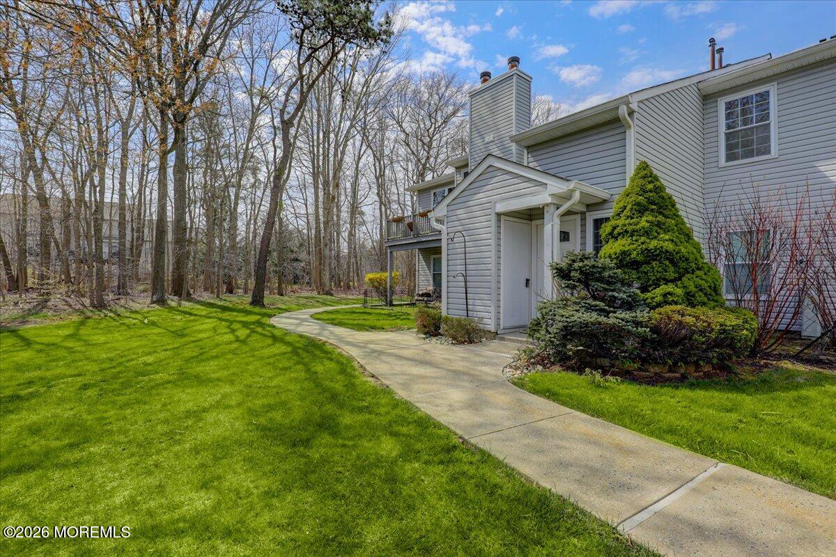 369 Yorkshire Place