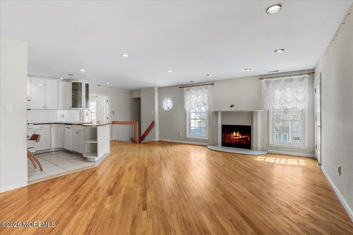 369 Yorkshire Place