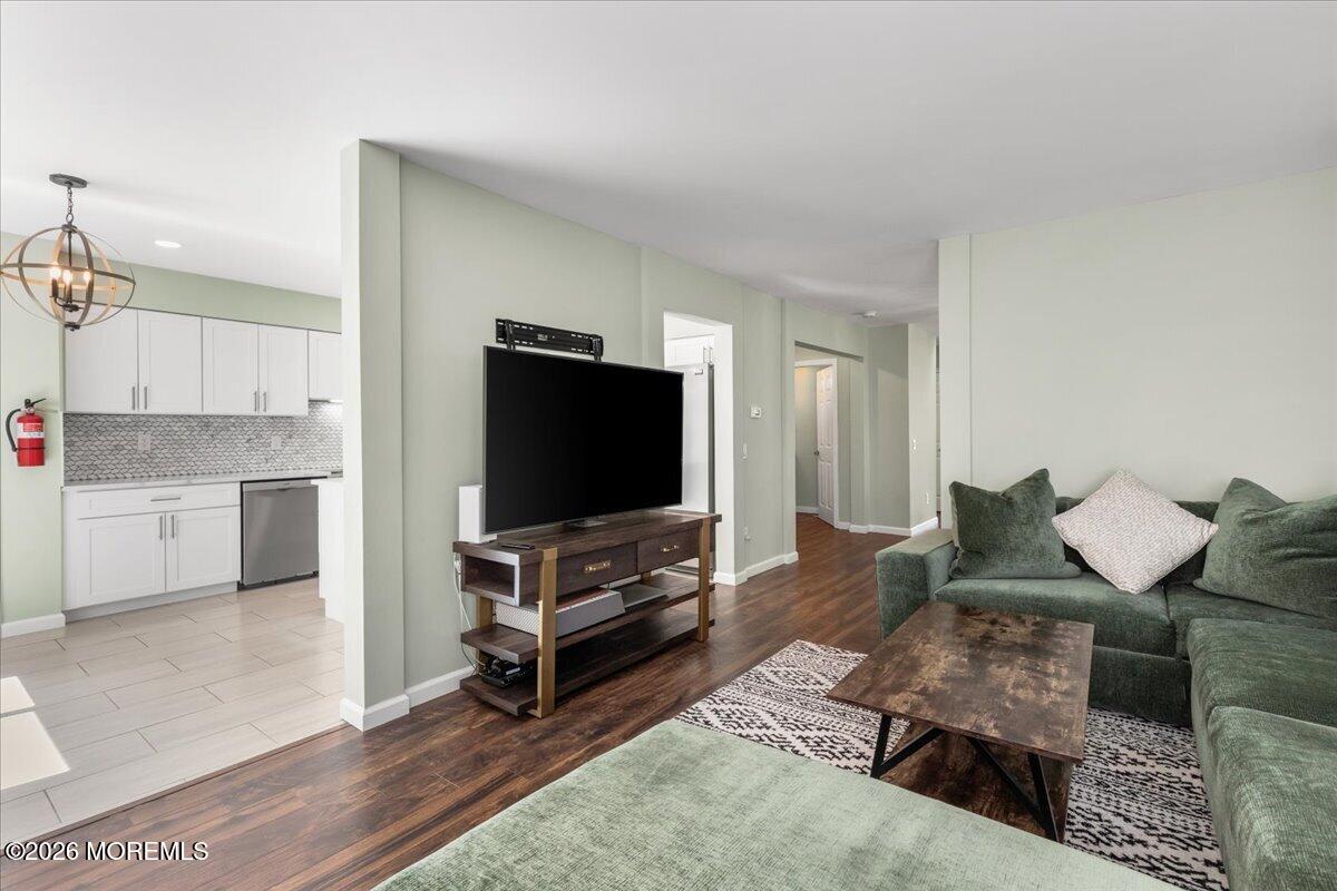 3701 Aqueduct Court