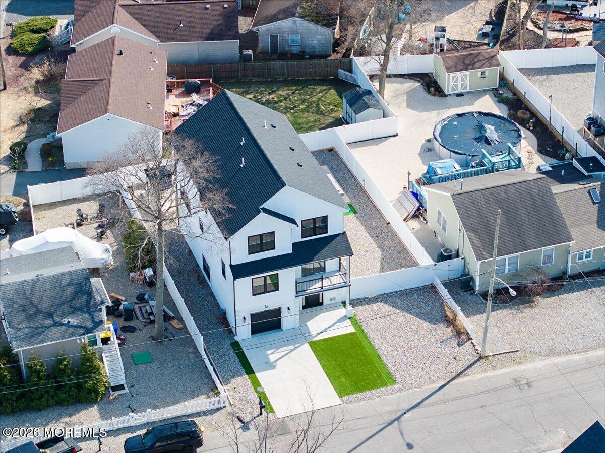5 Shore Pine Drive
