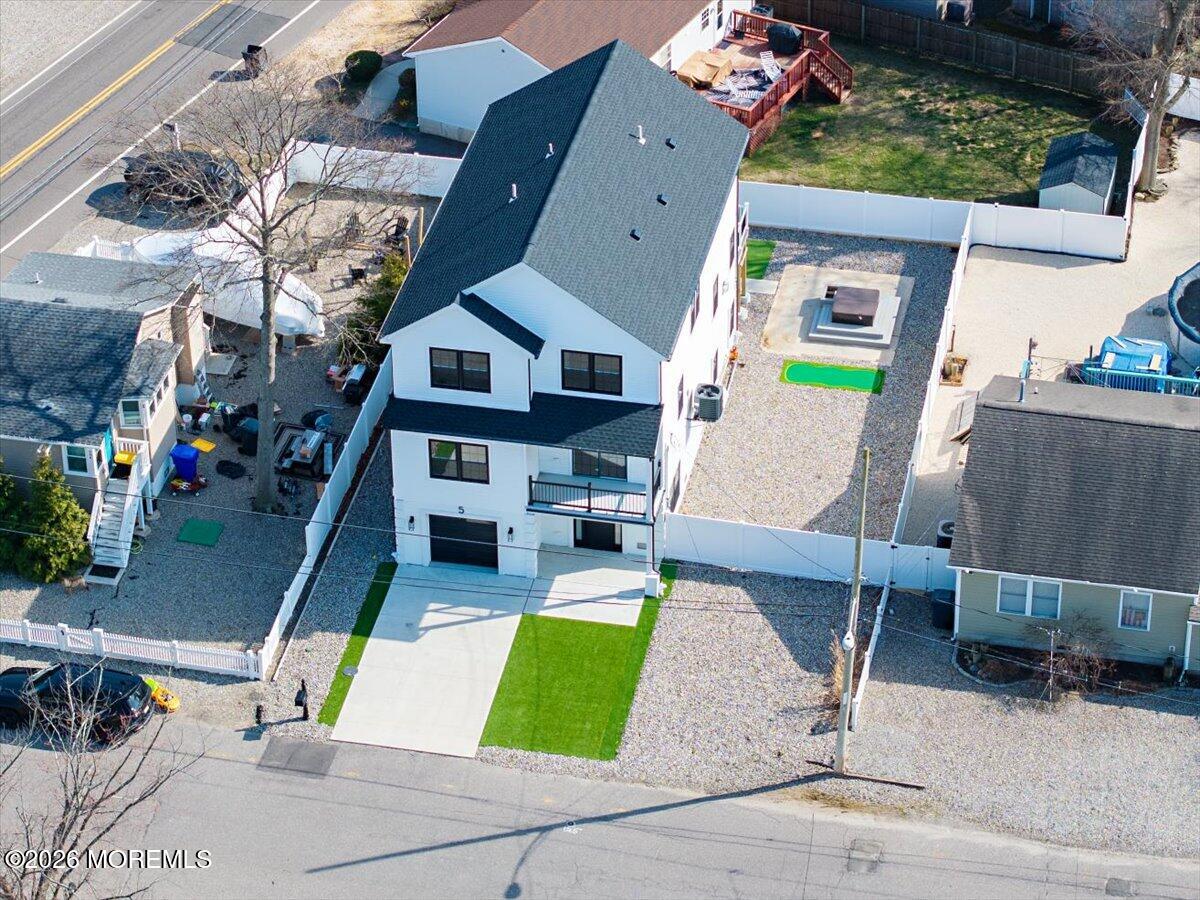 5 Shore Pine Drive