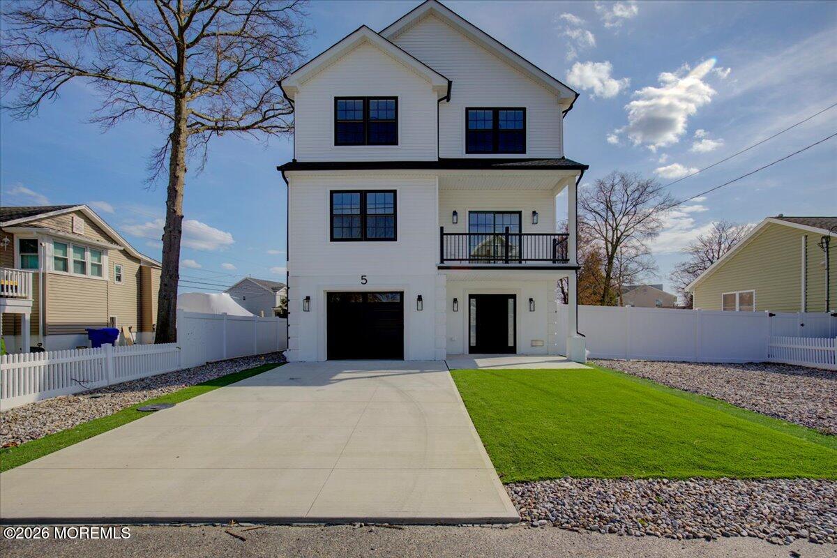 5 Shore Pine Drive
