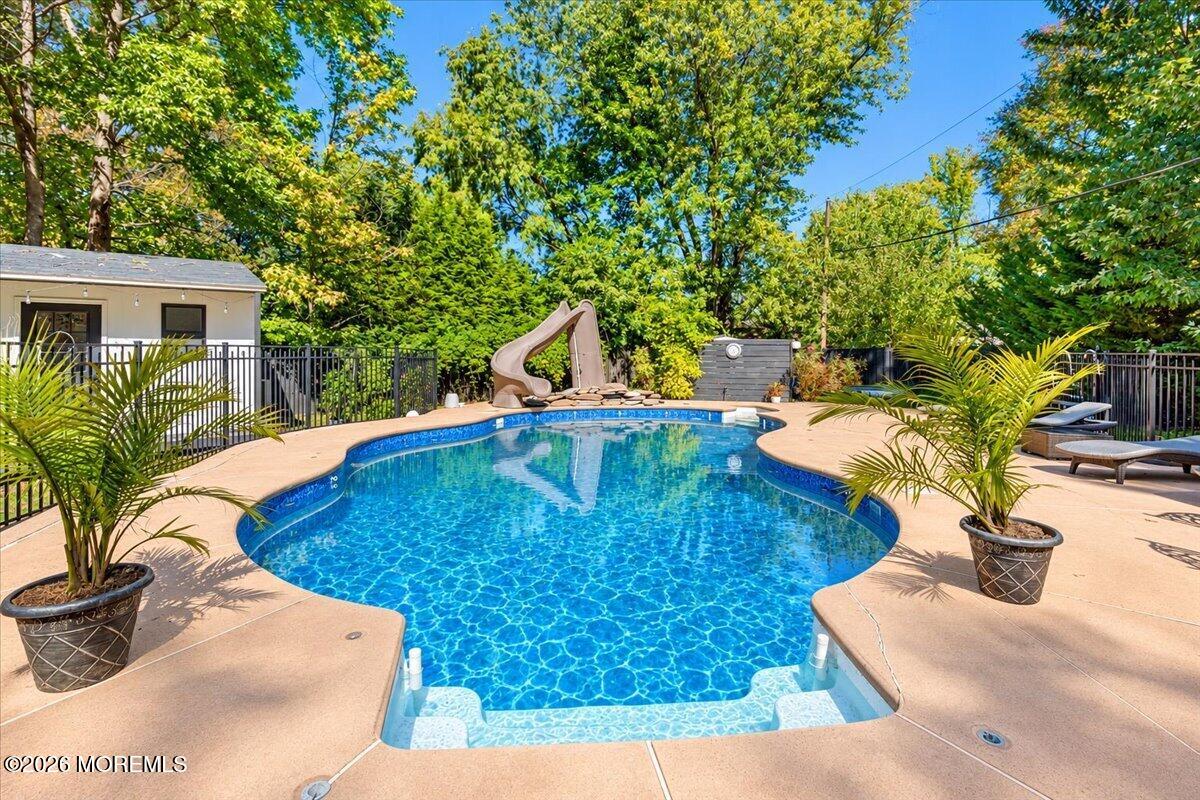 4 Cypress Court