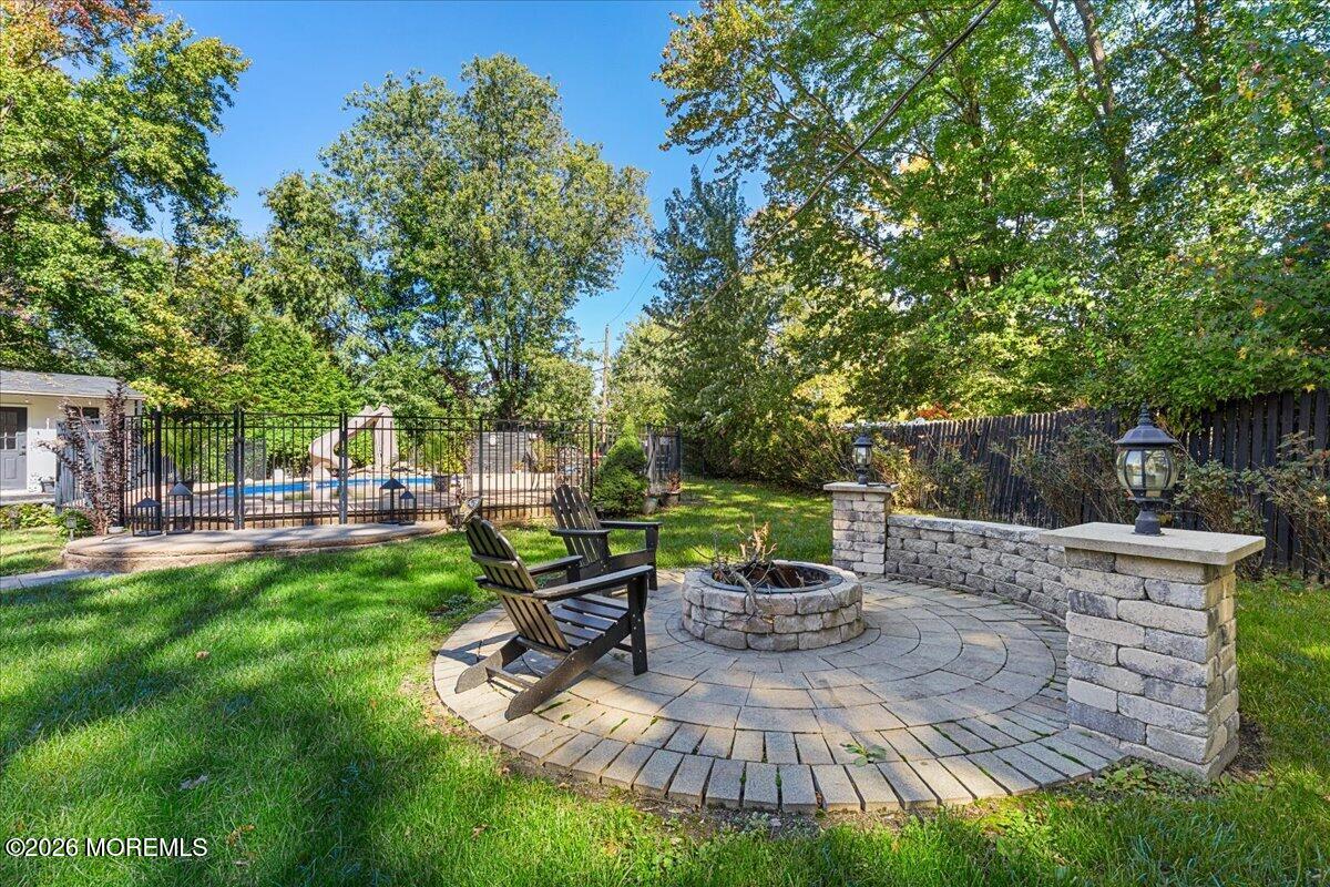 4 Cypress Court