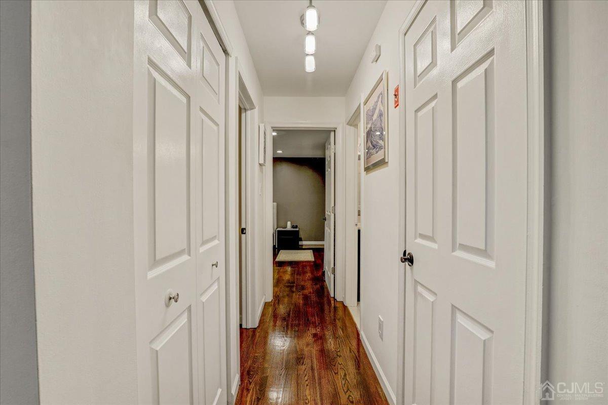 208 COMMONS AT KINGSWOOD DRIVE Drive