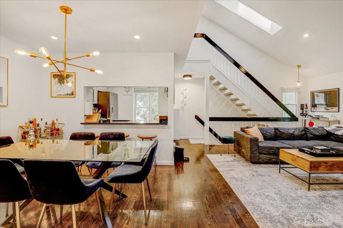 208 COMMONS AT KINGSWOOD DRIVE Drive