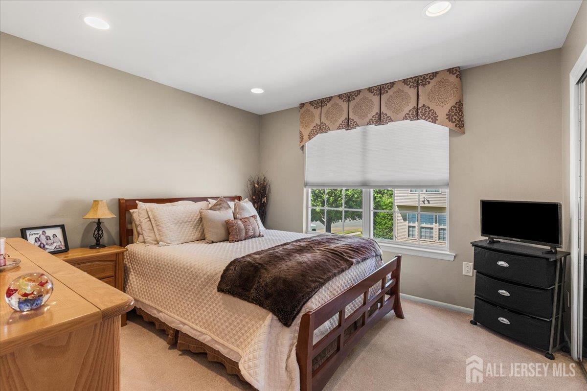 67 Winding Brook Drive