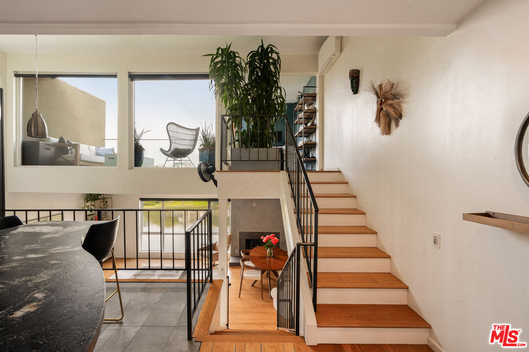 6400 Pacific Ave Unit: 309