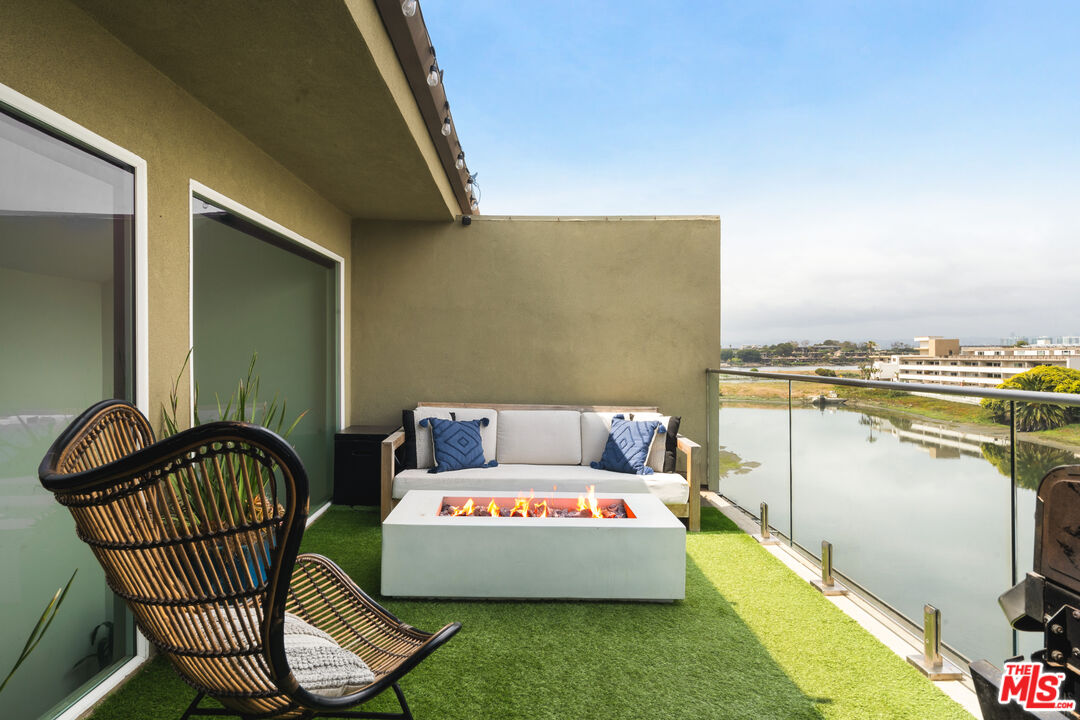 6400 Pacific Ave Unit: 309