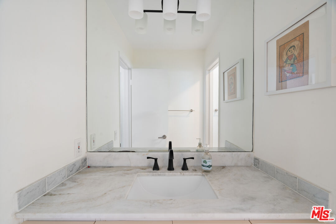 6400 Pacific Ave Unit: 309