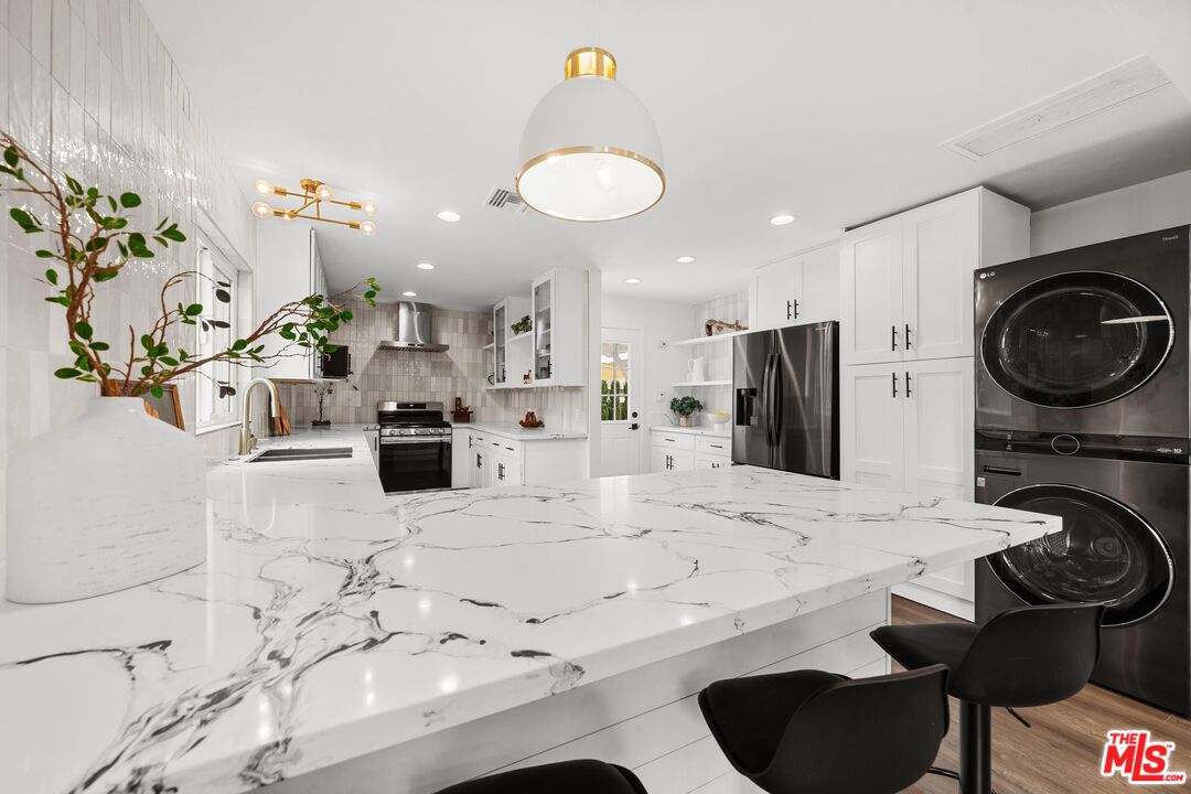 1313 W West Ave
