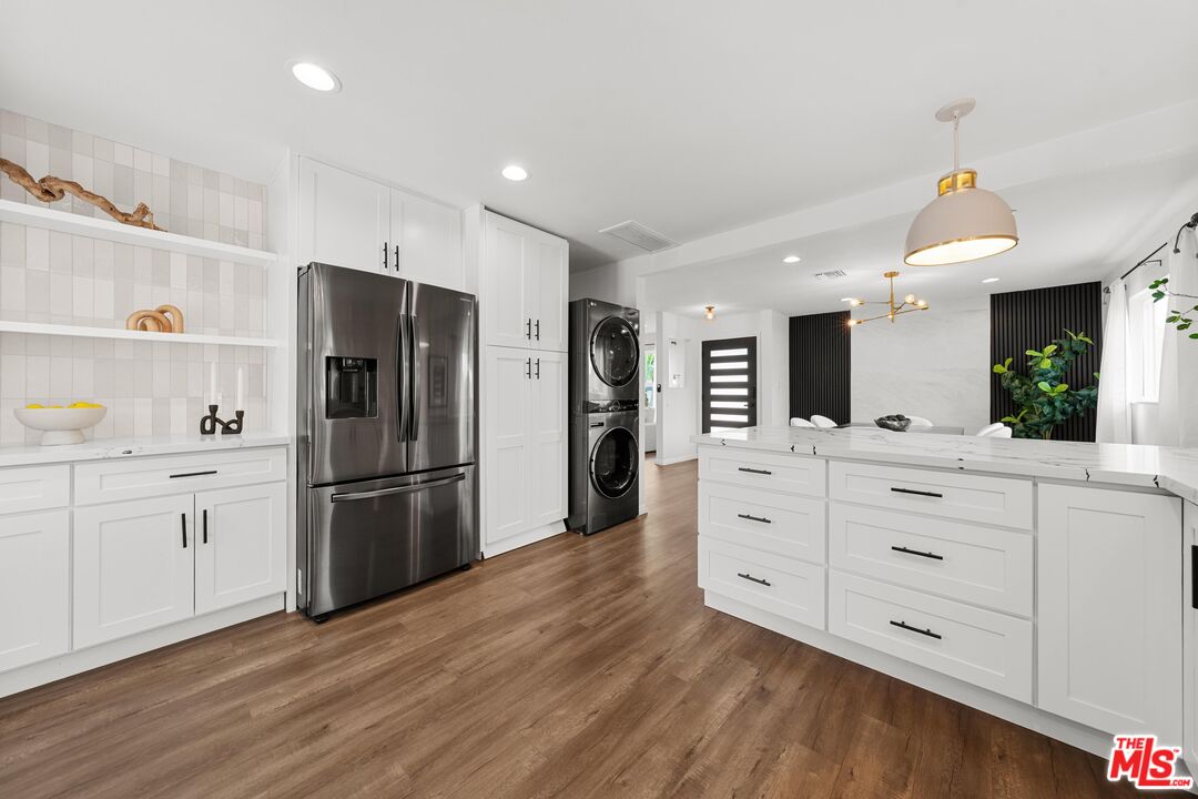1313 W West Ave