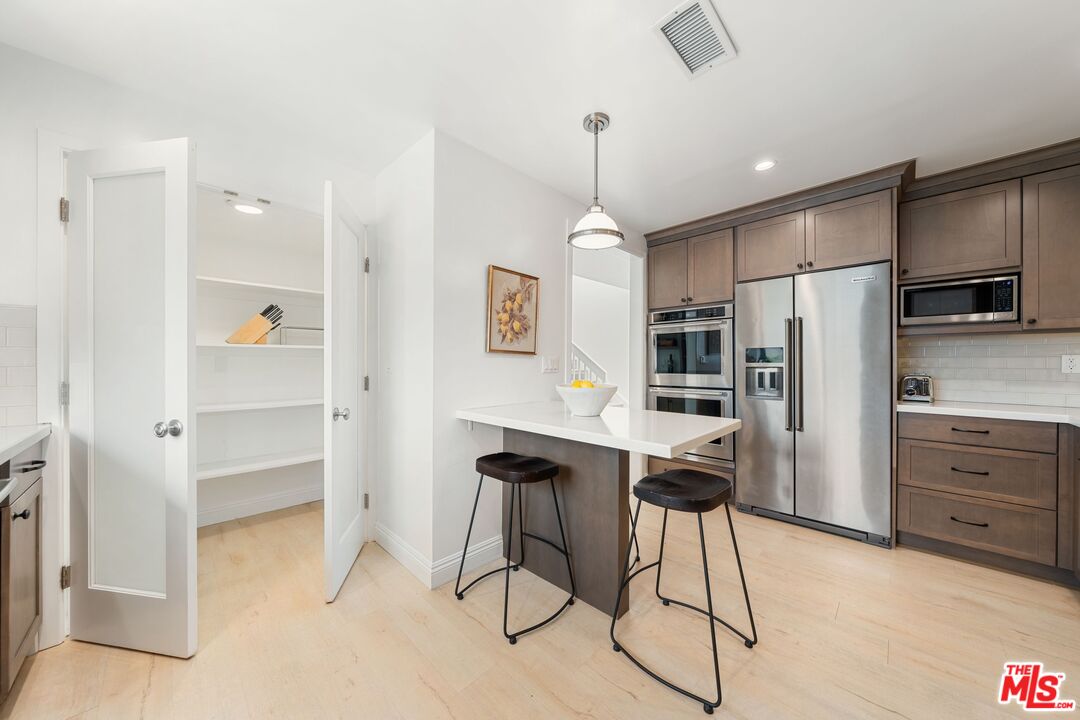 1663 Michael Ln